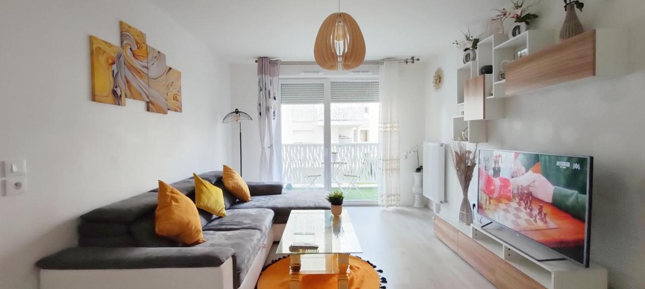 Chic Apart With Parking Near Paris Épinay-sur-Seine Exterior foto